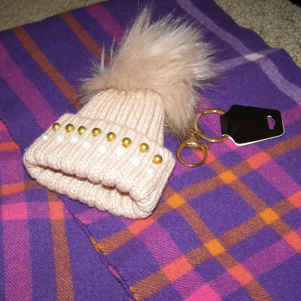 NEW Super Cute Bag charm Knit winter Hat Keychain